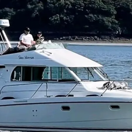 Fantastic Yatch At Barcelona Beach Botel